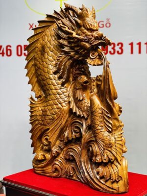 Cá Chép Hóa Rồng Gỗ Hương