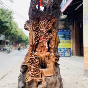Đạt Ma Sư Tổ Ngồi Thiền Dưới Cây Tùng Gỗ Hương