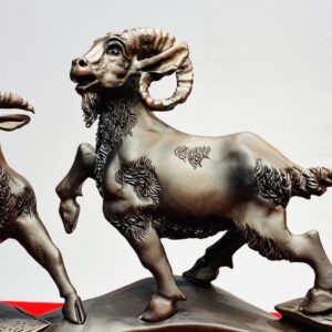 Tam Dương Đứng Cầu Gậy Như Ý Gỗ Trắc