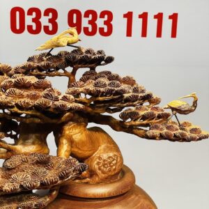 Bình tùng hạc gỗ hương.