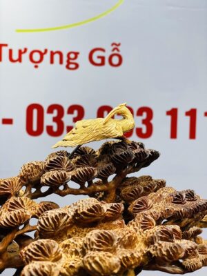 Bình tùng hạc gỗ hương.