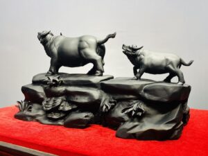 Trâu Mẫu Tử Gỗ Mun Sừng Khánh Hoà