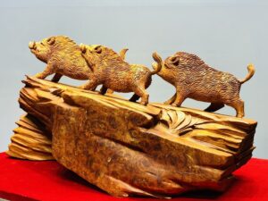 Tam Heo Gỗ Nu Hương