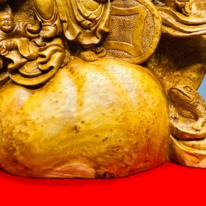 Di Lạc Tam Tiểu Vác Cành Đào Đứng Bao Tiền Gỗ Nu Ngọc Am