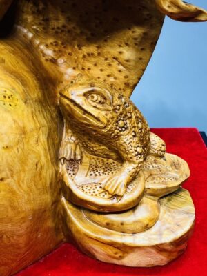 Di Lạc Tam Tiểu Vác Cành Đào Đứng Bao Tiền Gỗ Nu Ngọc Am