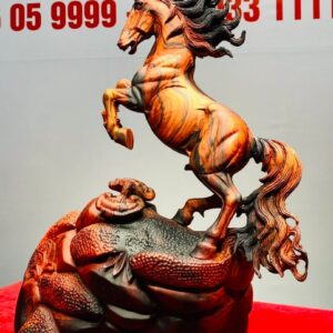 Nhất Mã Phi Thiên Gỗ Trắc