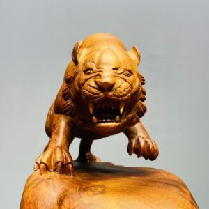 Hổ Săn Mồi Gỗ Nu Ngọc Am
