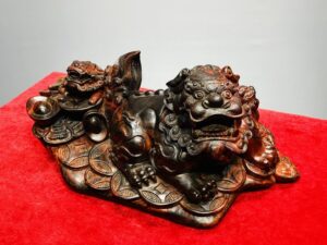 Tam Nghê Trấn Tiền Gỗ Trắc