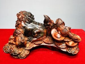 Tam Nghê Trấn Tiền Gỗ Trắc