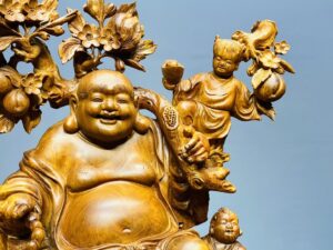 Di Lạc Ngũ Tiểu Vác Cành Đào Ngồi Bao Tiền Gỗ Nu Hương