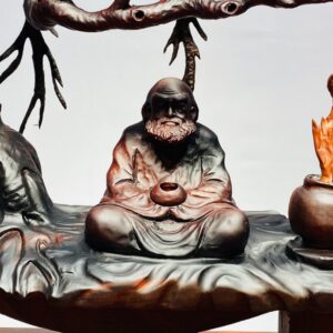 Đạt Ma Ngồi Thiền Gốc Tùng Gỗ Trắc