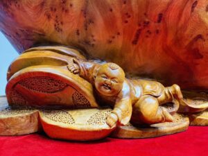Di Lạc Ngũ Tiểu Nhất Nghê Ngồi Bao Tiền Gỗ Nu Ngọc Am