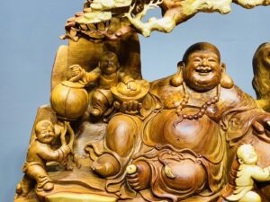 Di Lạc Ngũ Tiểu Ngồi Gốc Tùng Gỗ Hương