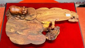 Khay Trà Heo Gỗ Cẩm