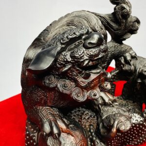 Nhất Nghê Vờn Ngọc Gỗ Trắc