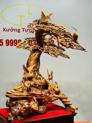 Bát Hạc Quần Tùng Gỗ Hương