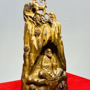 Đạt Ma Sư Tổ Ngồi Thiền Gỗ Bách Xanh