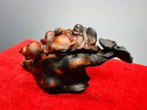 Di Lạc Ngồi Bao Tiền Gỗ Trắc