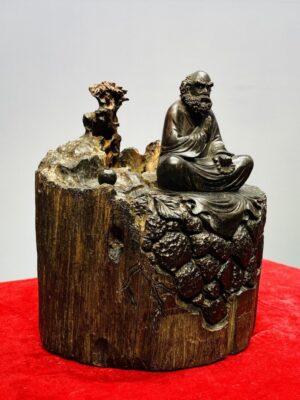 Đạt Ma Sư Tổ Ngồi Thiền Gỗ Trắc