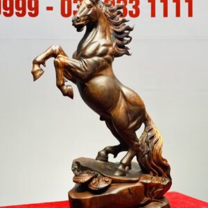 Nhất Mã Phi Thiên Gỗ Cẩm