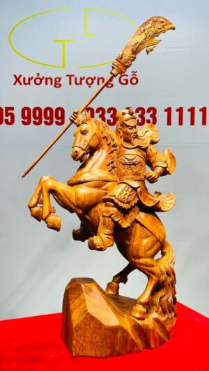Quan Công Cưỡi Ngựa Gỗ Hương