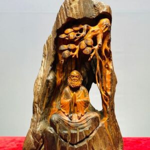 Đạt Ma Ngồi Thiền Dưới Tán Tùng Gỗ Trắc