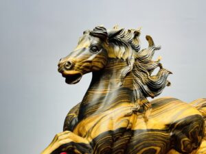 Nhất Mã Gỗ Mun Hoa