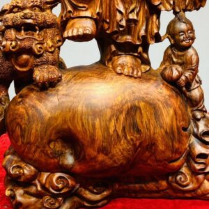 Di Lạc Vác Cành Đào Nhị Tiểu Nhất Nghê Đứng Bao Tiền Gỗ Sưa