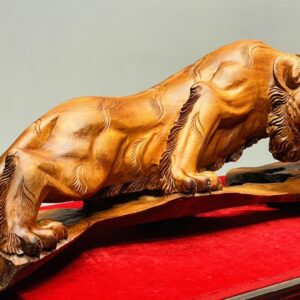 Hổ Săn Mồi Gỗ Hương