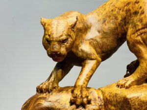 Báo Săn Mồi Gỗ Nu Ngọc Am