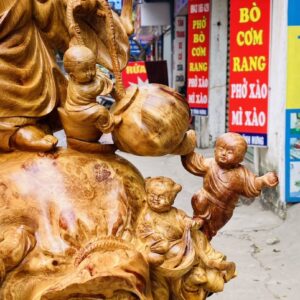 Di Lạc Ngũ Tiểu Đứng Bao Tiền Gỗ Nu Hương