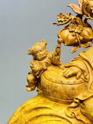 Di Lạc Vác Cành Đào Nhị Tiểu Ngồi Bao Tiền Gỗ Nu Hương
