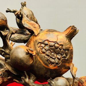 Cành Lựu Sóc Gỗ Trắc