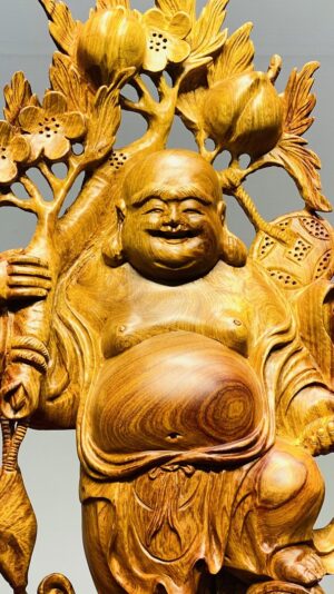 Di Lạc Vác Cành Đào Đứng Bao Tiền Gỗ Nu Hương