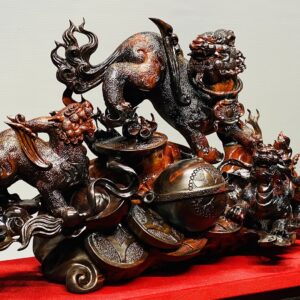 Tam Tỳ Hưu Vờn Cầu Gỗ Trắc