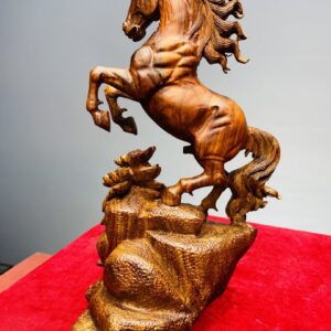 Nhất Mã Phi Thiên Gỗ Sưa