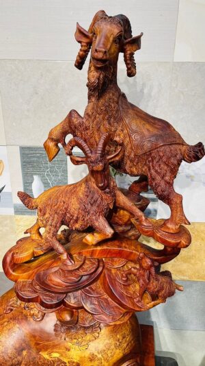 Tam Dương Đứng Bao Tiền Gỗ Nu Hương