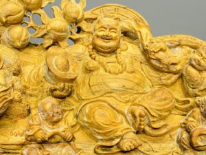 Di Lạc Vác Cành Đào Ngũ Tiểu Gỗ Hoàng Đàn