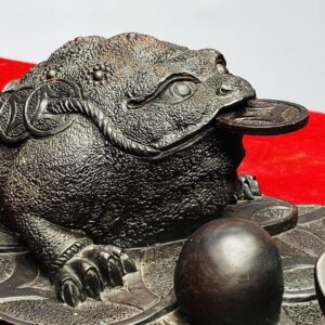 Cóc Thiềm Thừ Trấn Chum Tiền Gỗ Trắc