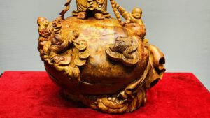 Di Lạc Vác Gậy Như Ý Tam Tiểu Đứng Bao Tiền Gỗ Nu Hương