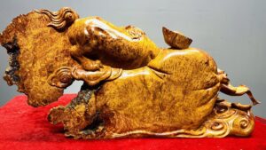 Nghê Trấn Bao Tiền Gỗ Nu Hương