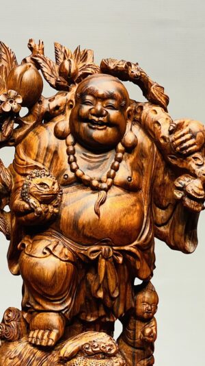 Di Lạc Vác Cành Đào Nhất Tiểu Đứng Bao Tiền Gỗ Sưa