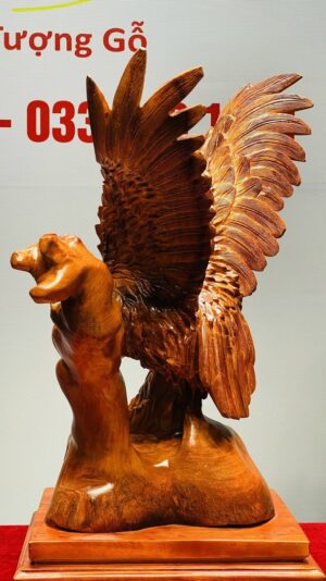 Đại Bàng Gỗ Hương