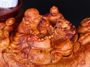 Di Lạc Nhị Tiểu Ngồi Bao Tiền Gỗ Nu Hương Ôm Đá