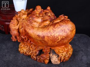 Di Lạc Nhị Tiểu Ngồi Bao Tiền Gỗ Nu Hương Ôm Đá