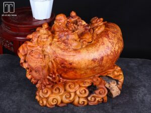 Di Lạc Nhị Tiểu Ngồi Bao Tiền Gỗ Nu Hương Ôm Đá