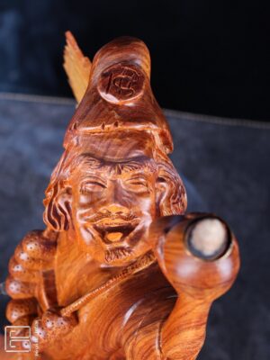 Tế Công Gỗ Hương