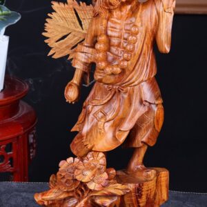 Tế Công Gỗ Hương