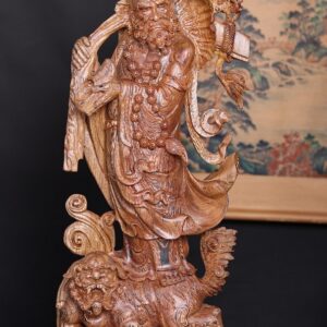 Đạt Ma Đứng Nghê Quá Hải Gỗ Mun Đuôi Công