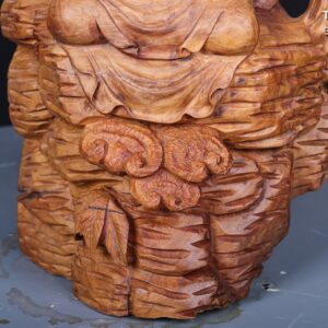 Đạt Ma Ngồi Thiền Gỗ Bách Xanh